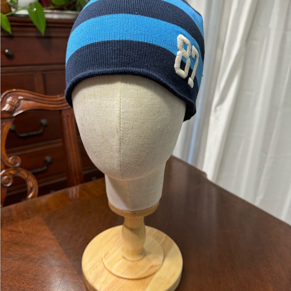 Aeropostale Navy and Light Blue Reversible Beanie